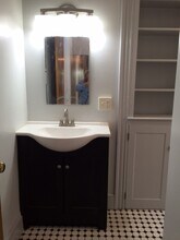 346 College Ave, Unit 1st floor remodelled 2 bd in Lancaster, PA - Building Photo - Building Photo