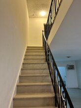 412 N Louise St in Glendale, CA - Building Photo - Building Photo