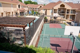 The Haven at Craigshire in St. Louis, MO - Foto de edificio - Building Photo