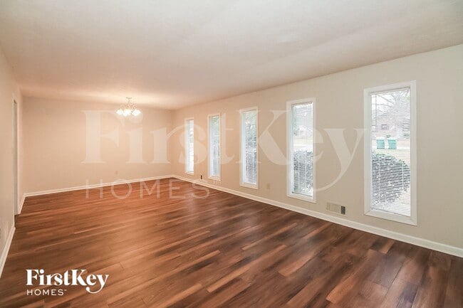 1592 Envoy Pl in Riverdale, GA - Building Photo - Building Photo