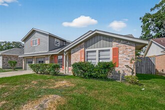 11447 Kirkvalley Dr in Houston, TX - Building Photo - Building Photo