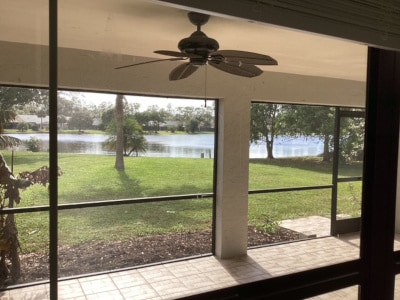 1308 Monarch Cir in Naples, FL - Foto de edificio - Building Photo