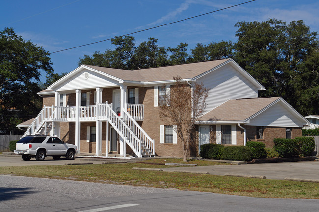 200 Davenport Rd in Fort Walton Beach, FL - Building Photo - Building Photo