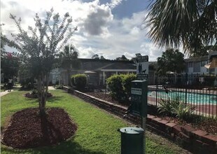 Biloxi Shores Apartments in Biloxi, MS - Foto de edificio - Building Photo