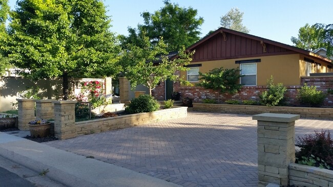 property at 301 N Shields St