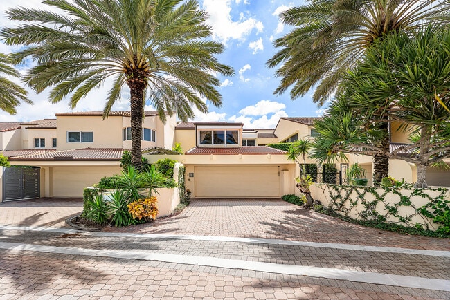 property at 13 Sloans Curve Dr