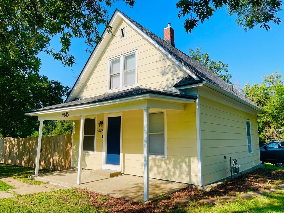 3045 N 11th St in Lincoln, NE - Building Photo