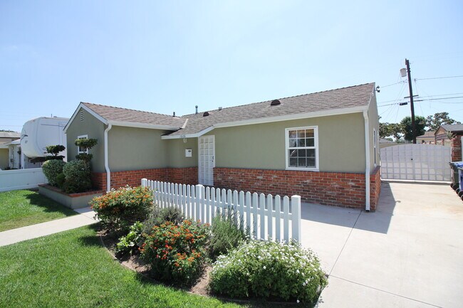 2606 182nd St in Redondo Beach, CA - Building Photo - Building Photo