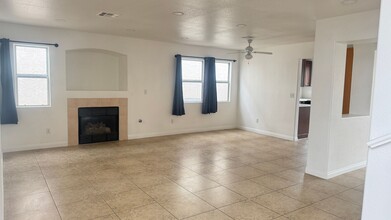 4272 Sky Sands St in Las Vegas, NV - Building Photo - Building Photo