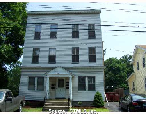 88 Howard Ave in Ansonia, CT - Foto de edificio