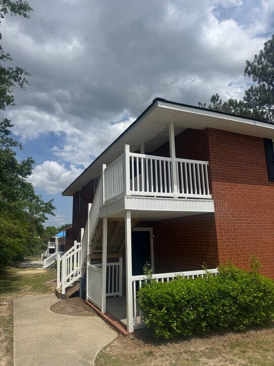 207 New Petersburg Dr in Augusta, GA - Building Photo