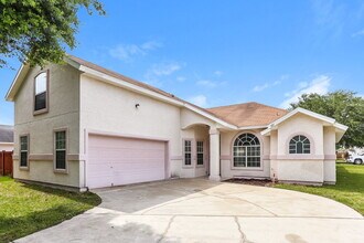 3621 Arava Dr in Green Cove Springs, FL - Building Photo - Building Photo