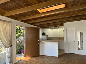 1230 Devon Ln, Unit 1239 Devon Lane in Ventura, CA - Foto de edificio - Building Photo