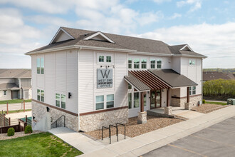 West End Apartments in Lawrence, KS - Building Photo - Building Photo