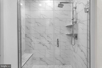 1761 Old Meadow Rd in Tysons, VA - Building Photo - Building Photo