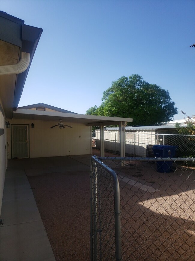 1625 S 74th St in Mesa, AZ - Building Photo - Building Photo