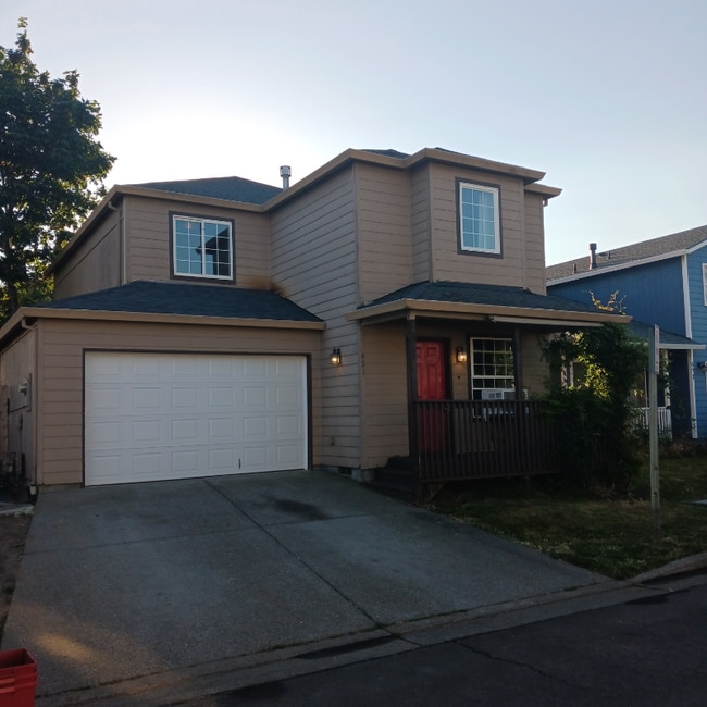property at 451 Alexander St NE