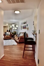 3525 Sage Rd in Houston, TX - Foto de edificio - Building Photo