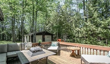 236 Zoo Park Rd in Wasaga Beach, ON - Building Photo - Building Photo