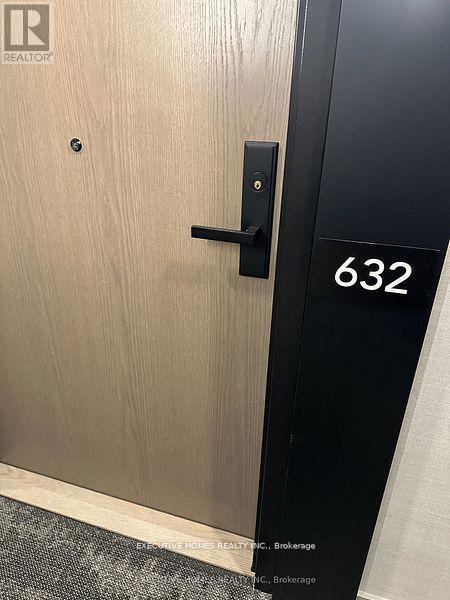 30 Tretti Wy in Toronto, ON - Building Photo - Building Photo