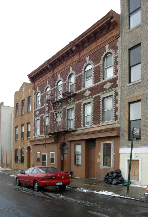 2346 Atlantic Ave in Brooklyn, NY - Foto de edificio