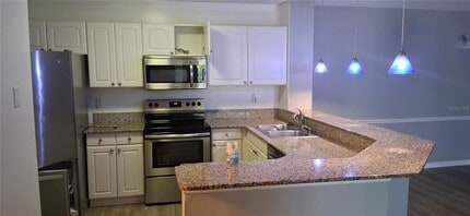 4045 Crockers Lake Blvd in Sarasota, FL - Building Photo - Building Photo