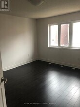 896 Thompson Rd S in Milton, ON - Building Photo - Building Photo