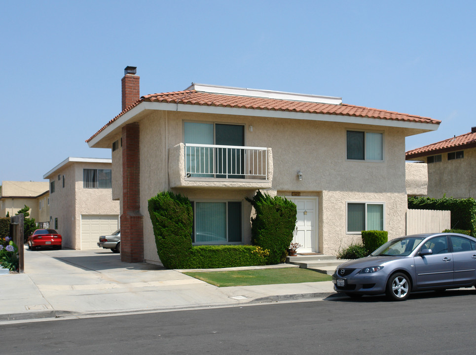 16652 Blanton St in Huntington Beach, CA - Building Photo