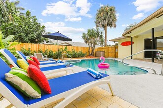 9126 E Highland Pines Blvd in Palm Beach Gardens, FL - Building Photo - Building Photo