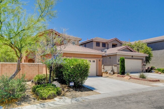 9257 W Sunny Oven Ct in Las Vegas, NV - Foto de edificio - Building Photo