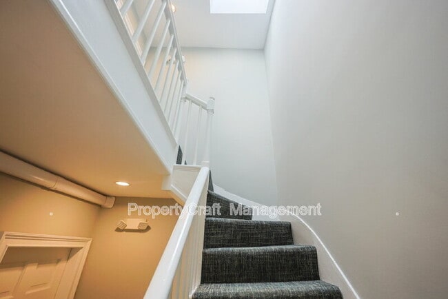 property at 29 E Springfield St