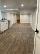 76 Lexington St, Unit Newly finished unit in Burlington, MA - Building Photo