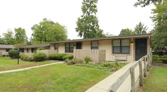 Harvest Grove in Gahanna, OH - Building Photo