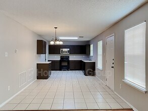 8745 Fox Meadow Way in Fort Worth, TX - Foto de edificio - Building Photo