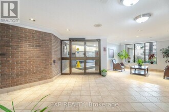 6720 Glen Erin Dr in Mississauga, ON - Building Photo - Building Photo