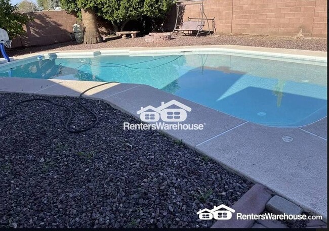 4136 W Beryl Ave in Phoenix, AZ - Building Photo - Building Photo