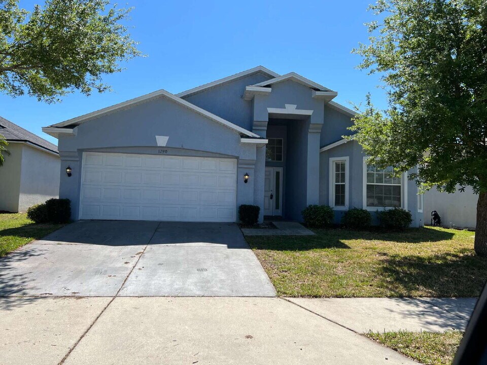 1790 Holton Rd in Lakeland, FL - Building Photo