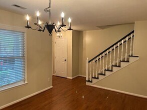 1551 Woodcroft Dr in Raleigh, NC - Building Photo - Building Photo