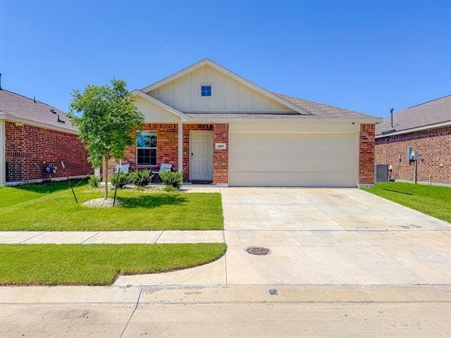 property at 2107 Mobile St