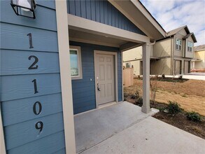 12109 Short Leaf Path in Austin, TX - Building Photo - Building Photo