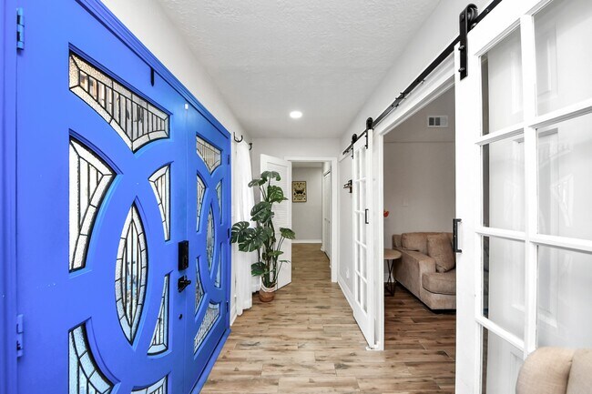 15715 Creekhaven Dr