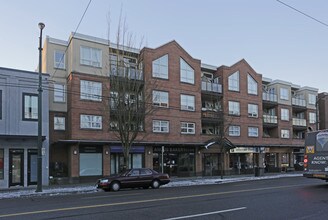 Coral Court in Vancouver, BC - Building Photo - Building Photo