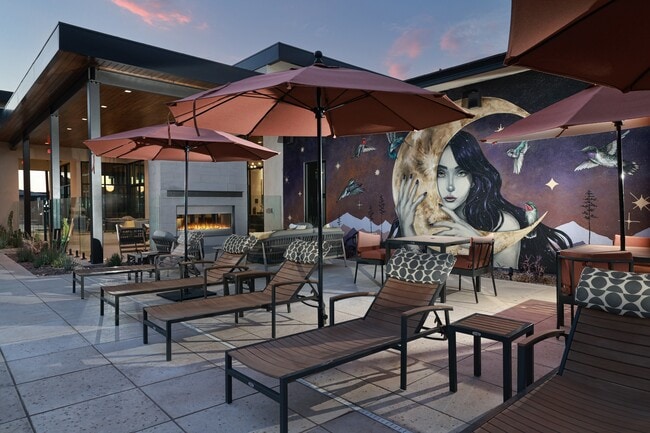 Solstice Marana in Tucson, AZ - Foto de edificio - Building Photo