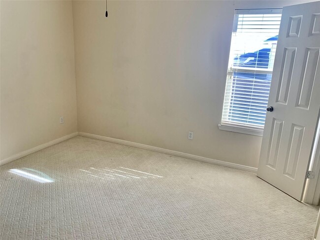 property at 2621 Tidenhaven Dr