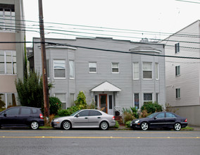 Marilyn Apartments in Seattle, WA - Building Photo - Building Photo