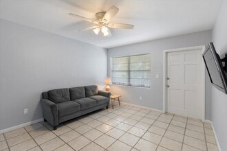 1620 Bertha St in Key West, FL - Building Photo - Building Photo