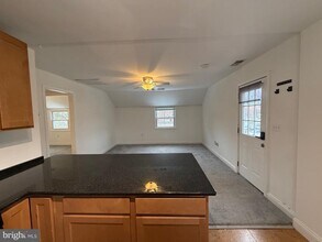 2616 Arlington Blvd in Arlington, VA - Building Photo - Building Photo