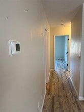 57 Stewart Ave in Huntington, NY - Building Photo - Building Photo