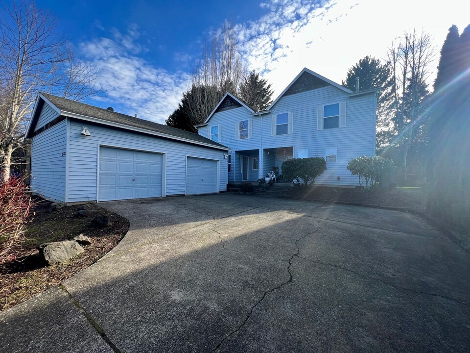 15736 NE Milton Pl in Portland, OR - Building Photo