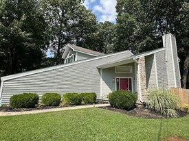 1807 Oriole Dr in Elizabethtown, KY - Building Photo
